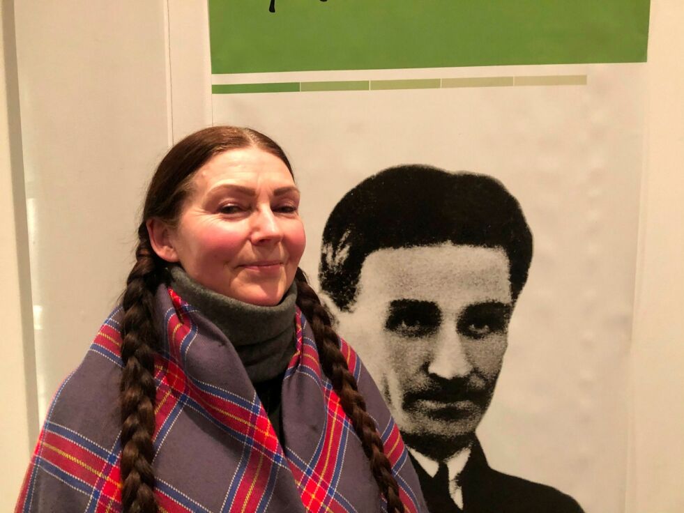 Liv Astrid Kvammen, som leder innsamlingsaksjonen, og er strålende fornøyd med givergleden, som førte til at det på tre dager kom inn 20.000 kroner til prosjektet. Foto: Hallgeir Henriksen