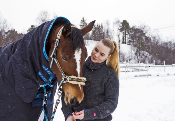 – Hester bringer så mye godt i livet