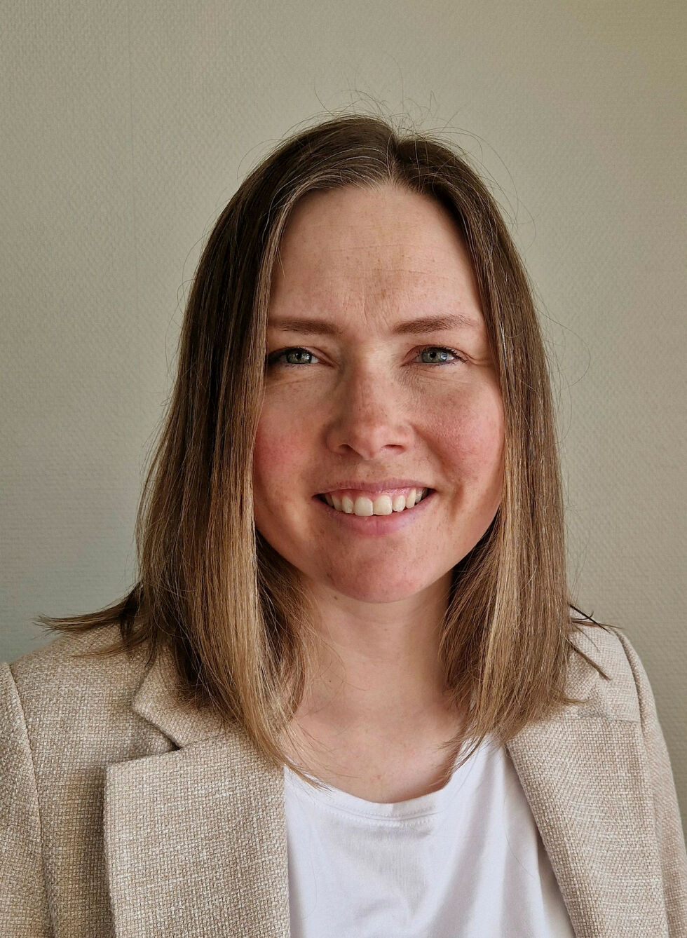 Sti­ne Ma­rie Knud­sen, sen­ter­le­der på A-krim­sen­ter­et i Troms og Finn­mark, har råd til både ungdom og arbeidsgivere.
 Foto: A-krimsenteret