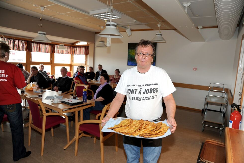 Stein Hasse Hestnes var initiativtaker til foreningen Blåmandag som formelt ble registrert som organisasjon i oktober 2009 med rusomsorg og ettervern som formål. Bildet er derimot knipset under Blåmandags første arrangement i april 2009. I februar 2011 ble Kafé Blå åpnet.
 Foto: Arkiv