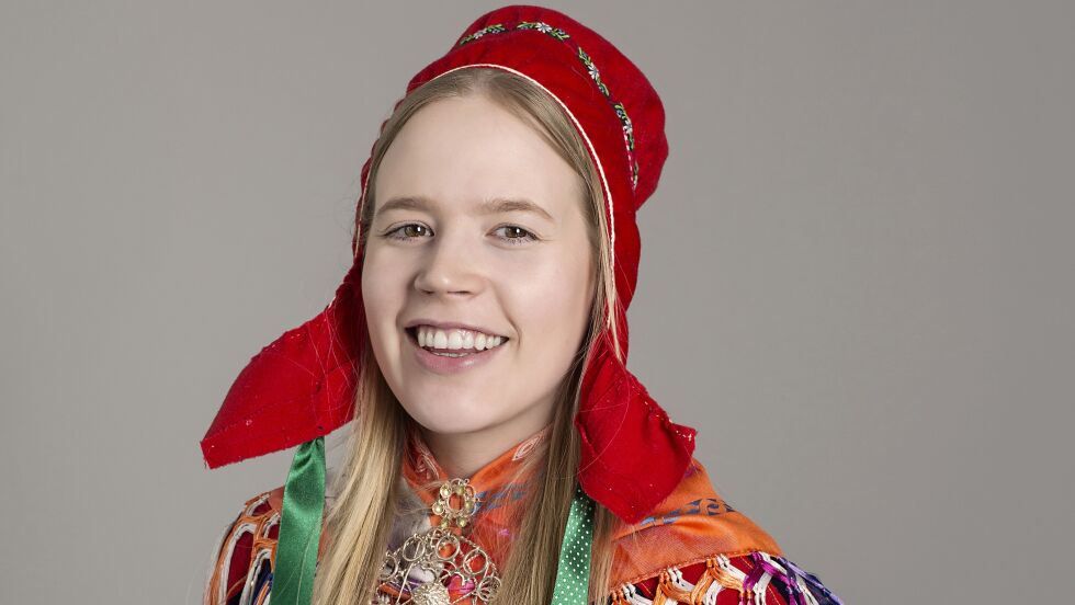 – Et språkmerke på ansatte i butikker som viser at de kan samisk vil kunne øke språkbruken, mener Márjá-Liissá Partapuoli, NSR-SfPs førstekanddiat i Østre valgkrets.
 Foto: Marie-Louise Somby