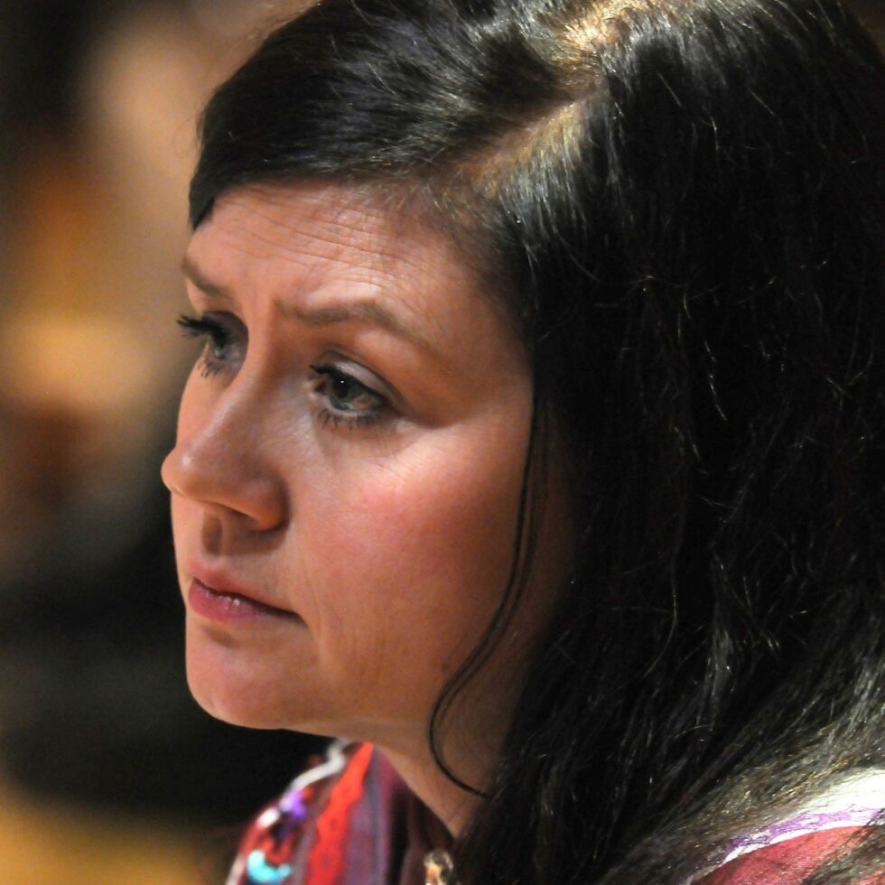 Samerådets president Christina Henriksen var med på å åpne urfolkskvinnenes verdenskonferanse på nett som foregår i ukene fremover.
 Foto: Stein Torger Svala