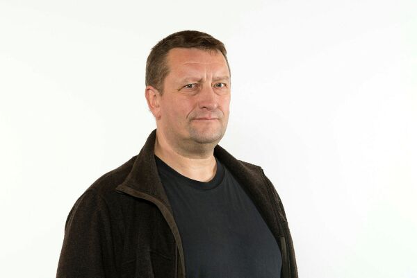 Bjørn nær bygda