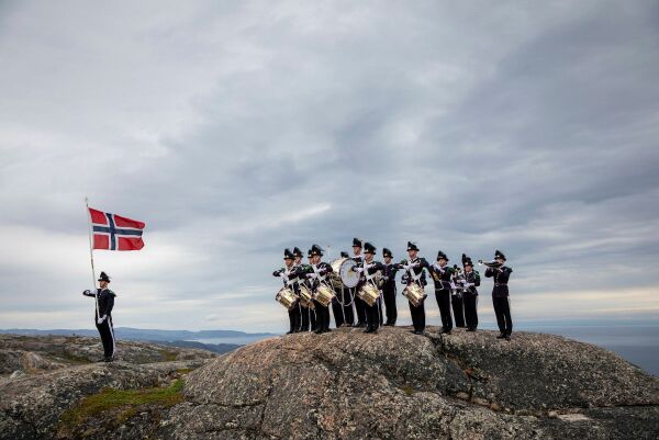 Gardemusikken spredde vellyd i Skoltelandet