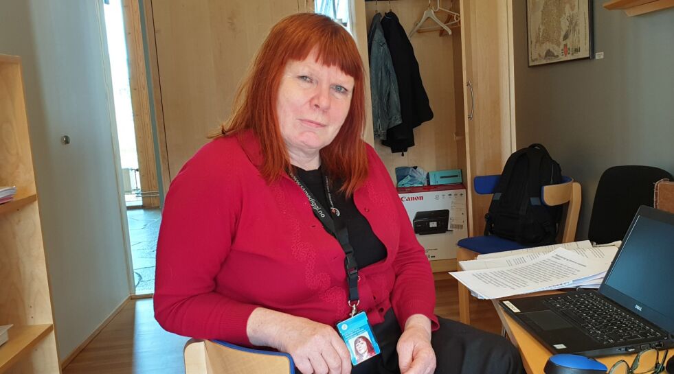 Griper fatt i dagsaktuell sak: Sametingsrepresentant for Samefolkets parti, Ann-Elise Finbog, har formulert et forslag som fremmes på plenumsmøtets første dag.
 Foto: Steinar Solaas