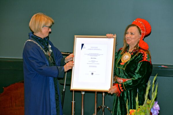 Mari Boine er nyslått æresdoktor
