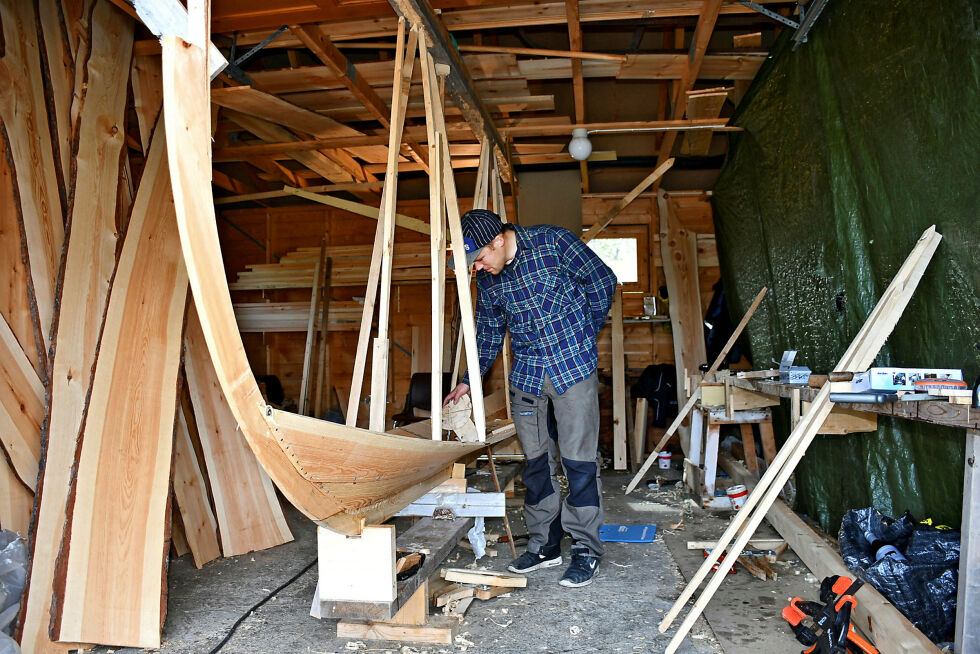 Sametinget vil styrke sjøsamisk kultur og samisk båtarv. 
– Økningen viser at Sametinget satser på Porsanger og det sjøsamiske, sier Ove Stødle i Mearrasiida.
 Foto: Irene Andersen