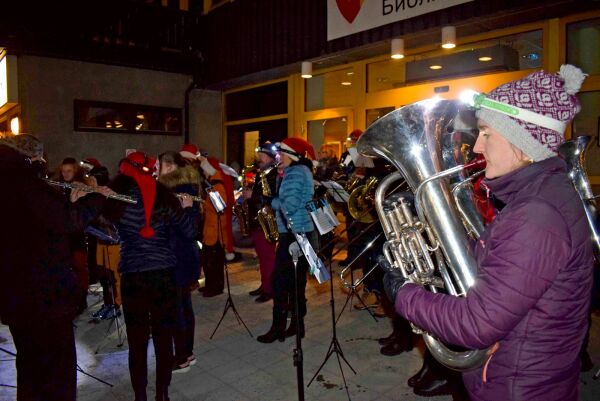 Tradisjonen tro ble adventen talt inn i Kirkenes