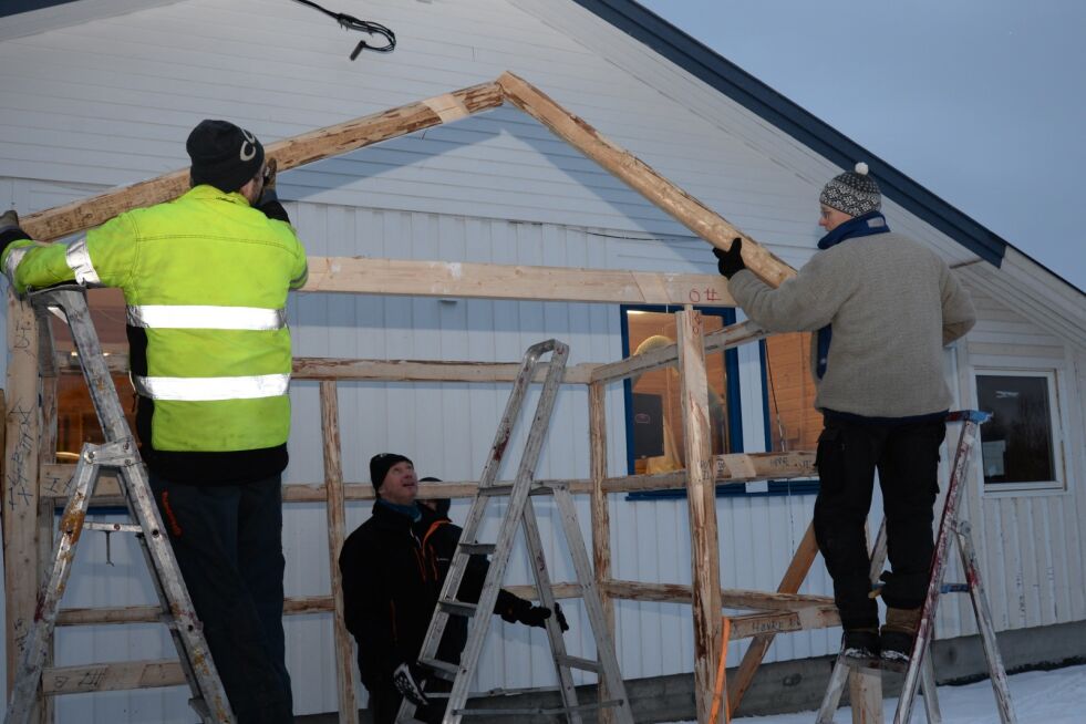 Stolpehuselevene begynner å få taket på det.
 Foto: Steinar Solaas