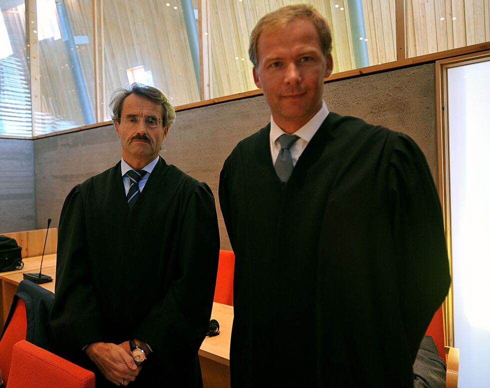 Advokat Stein Ove Solberg (til venstre) og Kjell Clement Ludvigsen mener de har bevist at Finnmark Reins enerettsklausul i avtalen mellom Nortura og Finnmark Rein er ulovlig i forhold til konkurranseloven.
 Foto: Erik Breli