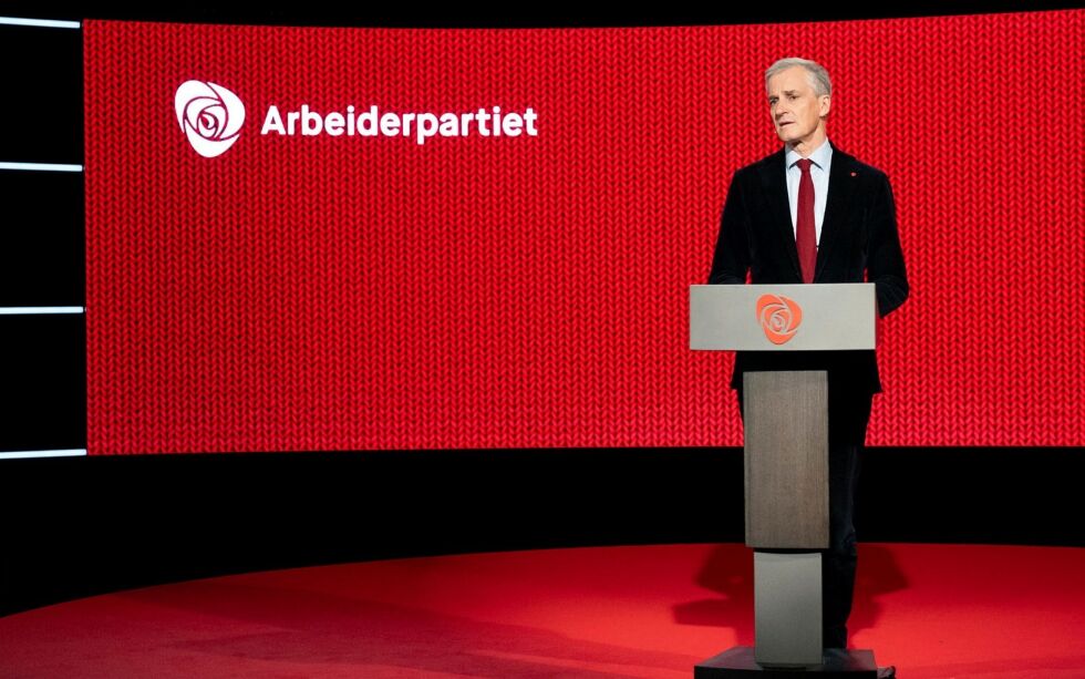 Ap-leder Jonas Gahr Støre ledet selv programkomiteen; her holder han tale på landsmøtet.
 Foto: Arbeiderpartiet