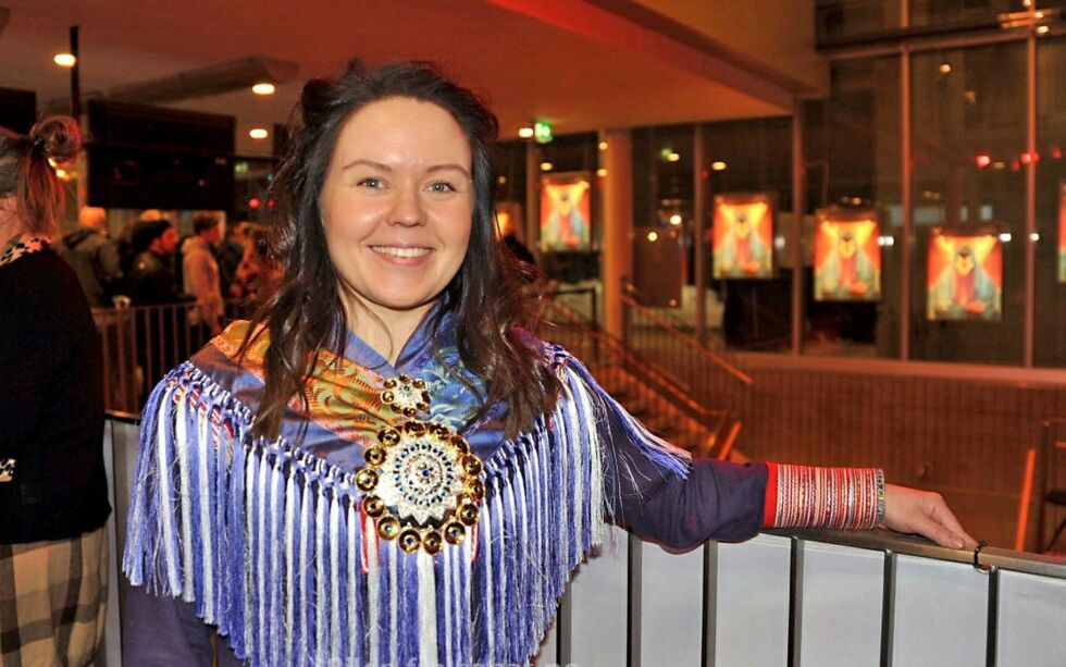 Elle Sofe Sara fra Kautokeino har ansvaret for åpningsforestillingen. Foto: Erik Brenli