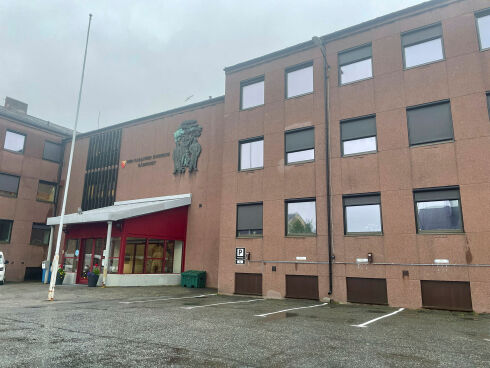 Holder Robek-møte med politikerne