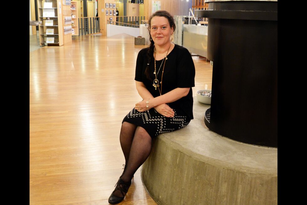 Sametingsråd Silje Karine Muotka (NSR) gjør jobben sin.
 Foto: Steinar Solaas
