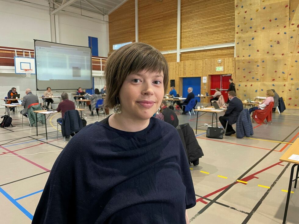Káre-Elle Par­ta­puo­li hå­per nå at kom­mu­ne­sty­ret ved­tar en bud­sjett­re­gu­ler­ing, slik at det sik­res et li­ke­ver­dig til­bud.
 Foto: Birgitte Wisur Olsen