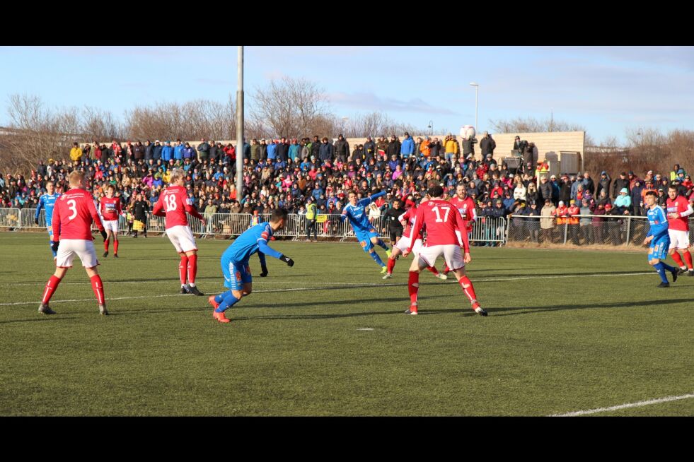 Tromsø IL hadde ingen problemer med å ta seg videre i cupen etter møtet med vadsølaget Norild foran omlag 800 tilskuere.
 Foto: Torbjørn Ittelin