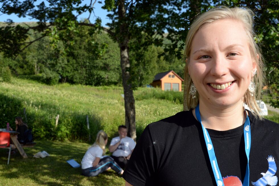 Festivalsjef Anne Henriette Hætta Reinås og hennes stab er i rute med rigginga. Torsdag kveld er det offisiell åpning.
 Foto: Steinar Solaas