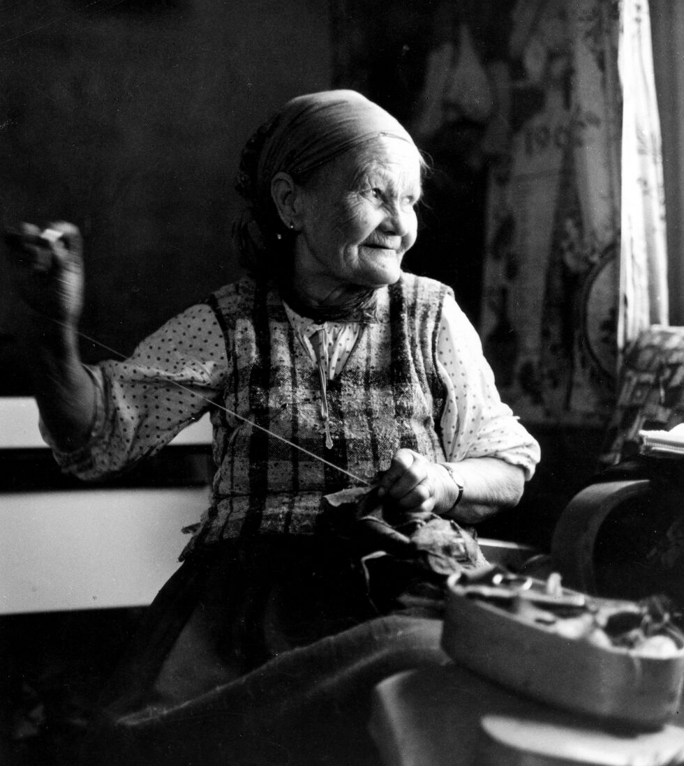 I filmen ligger det mye historie om skoltesamenes utfordringer. Her ser vi et bilde av hovedpersonen Kaisa.
 Foto: Oktober OY
