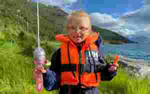 Anna (6 år) hadde storfisk på, men så skjedde det noe