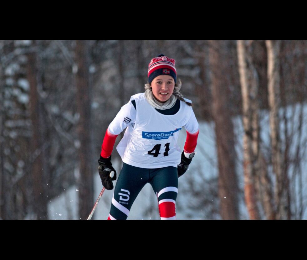Ilar-jenta Elen Kristine Petterson kunne igjen reise hjem fra KM på ski med to seire. Nå venter nasjonal debut og deltakelse i det som kalles Arctic Winter Games.
 Foto: Charles Petterson