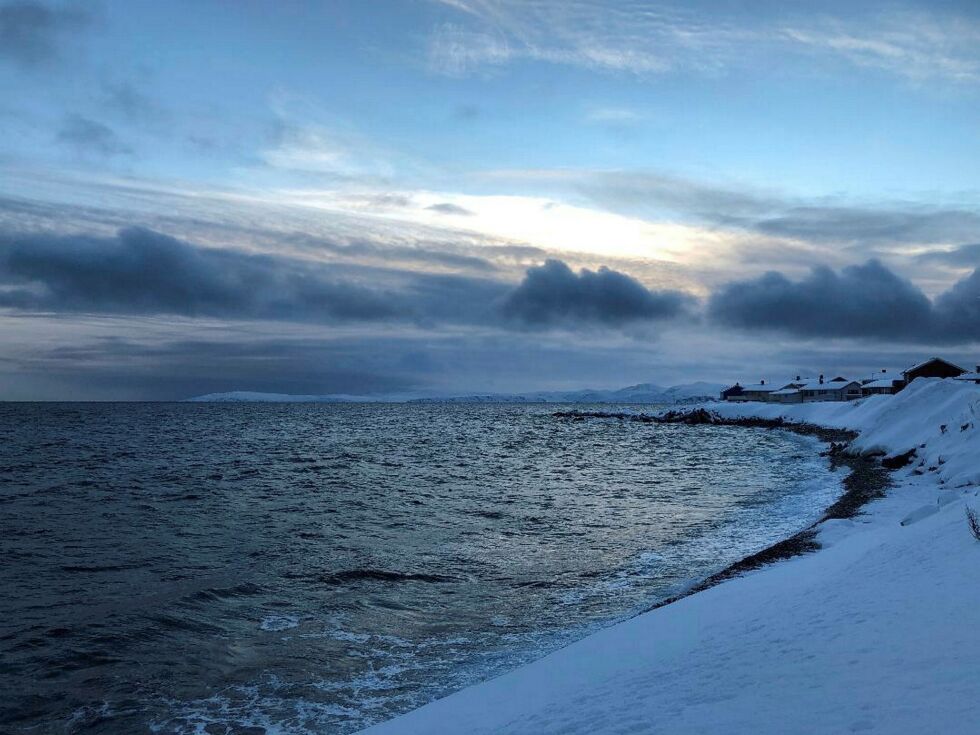Heidi Holmgren har undersøkt hvorfor Juldagsnesset i Honningsvåg heter akkurat det. Foto: Heidi Holmgren