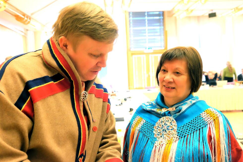 APs Ronny Wilhelmsen, her sammen med APs Inga Berit Sara, fikk gjennomslag for fellesforslaget.
 Foto: Bjørn Hildonen