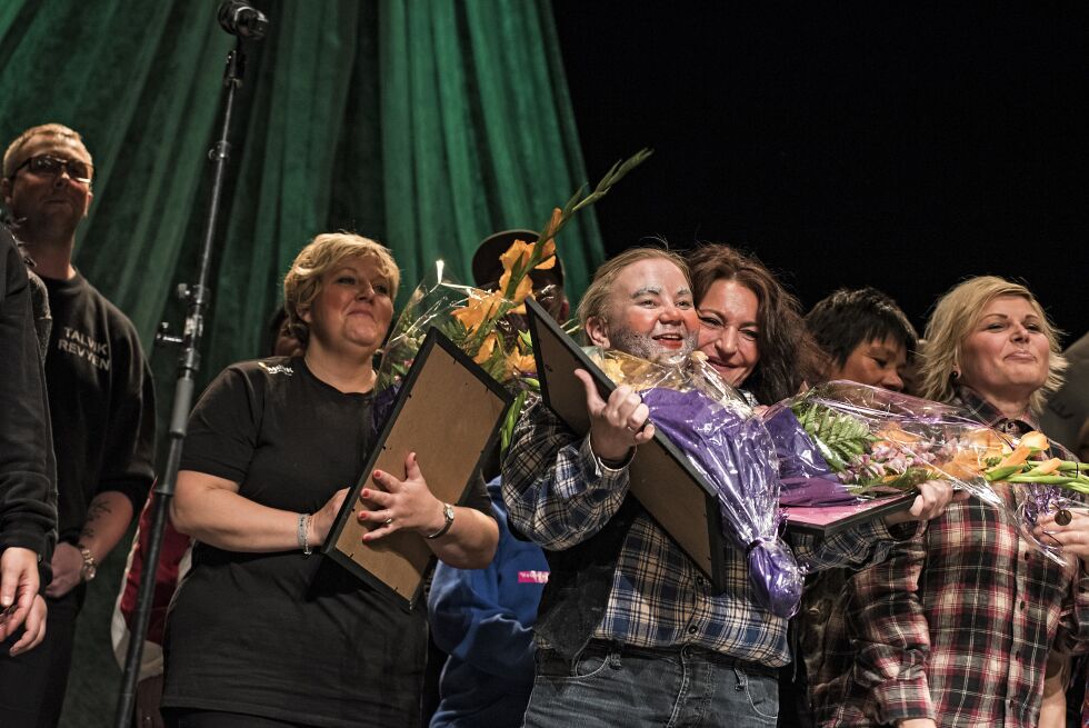 Camilla Grøtta gjorde ingen dårlig fylkesrevydebut da hun i helga stakk av med to priser, deriblant den gjeveste av dem alle, publikumsprisen.
 Foto:  Marius Thorsen