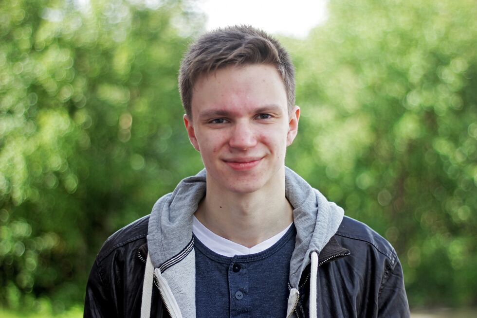 Julius Mihkkal Eriksen Lindi syns det er vanskelig å velge hva han skal studere når mulighetene er så mange.
 Foto: June Helén Bjørnback