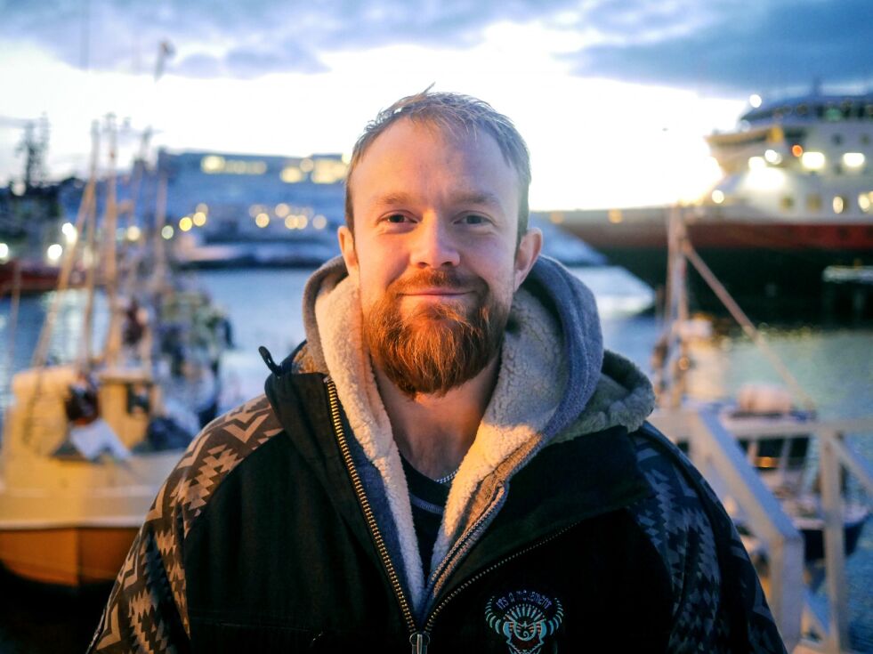 Raymond Karlsen har; sammen med noen andre personer, tatt initiativet til å starte lokallag av MDG i Nordkapp. 9. februar inviterer de til åpent folkemøte på Sjøgata pub. Målet er å stille liste til kommunevalget til høsten.
 Foto: Geir Johansen