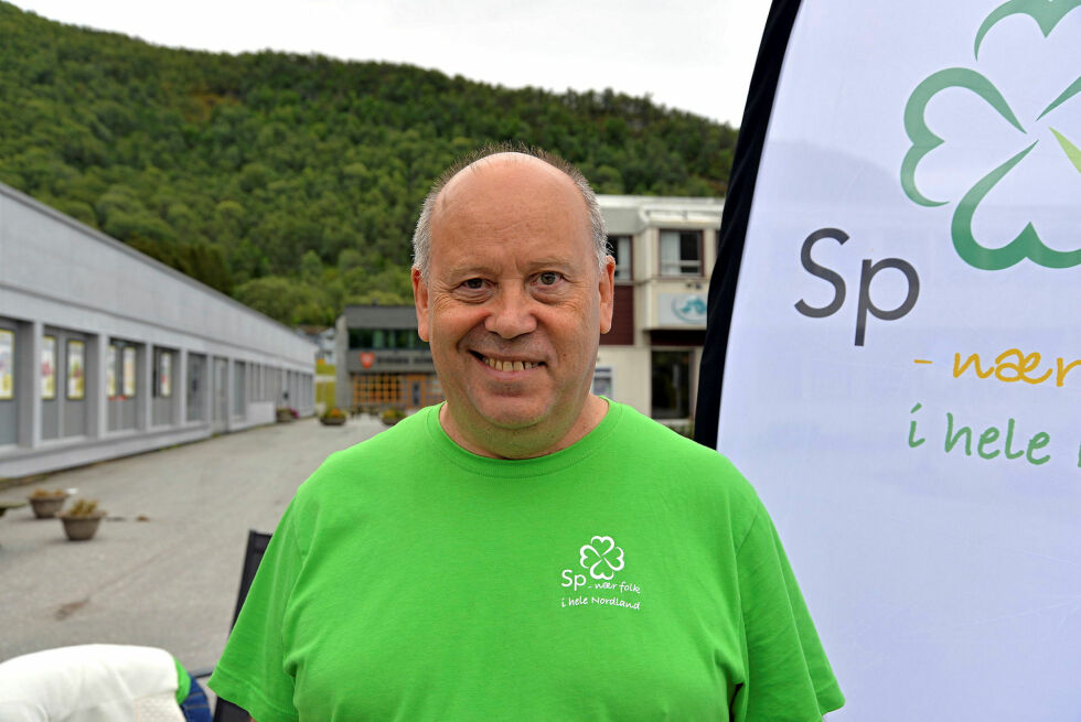 Svein Nilsen (Sp) er varaordfører i Evenes. Nå tar han til orde for at kommunen skal styre unna Várdobáiki samisk senter.
 Foto: Steinar Solaas