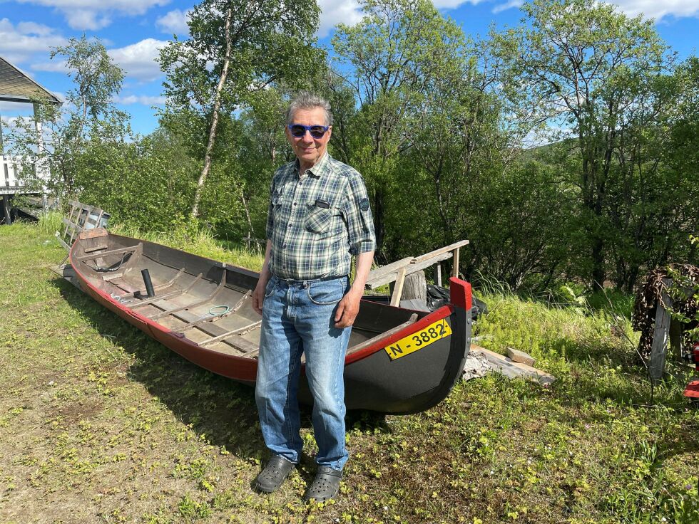 Erik Andreas Trosten påpeker at elva ikke har tålt det store turistfisket som har vært i nyere tid.
 Foto: Birgitte Wisur Olsen
