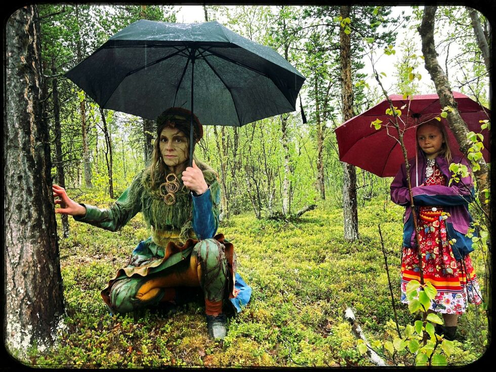Háldi er et skogsdyr som kan lokke barn inn i skogen. Er det bare en del av samisk mytologi eller er det like ekte som deg og meg, spør filmskaperen.
 Foto: Liselotte Wajstedt
