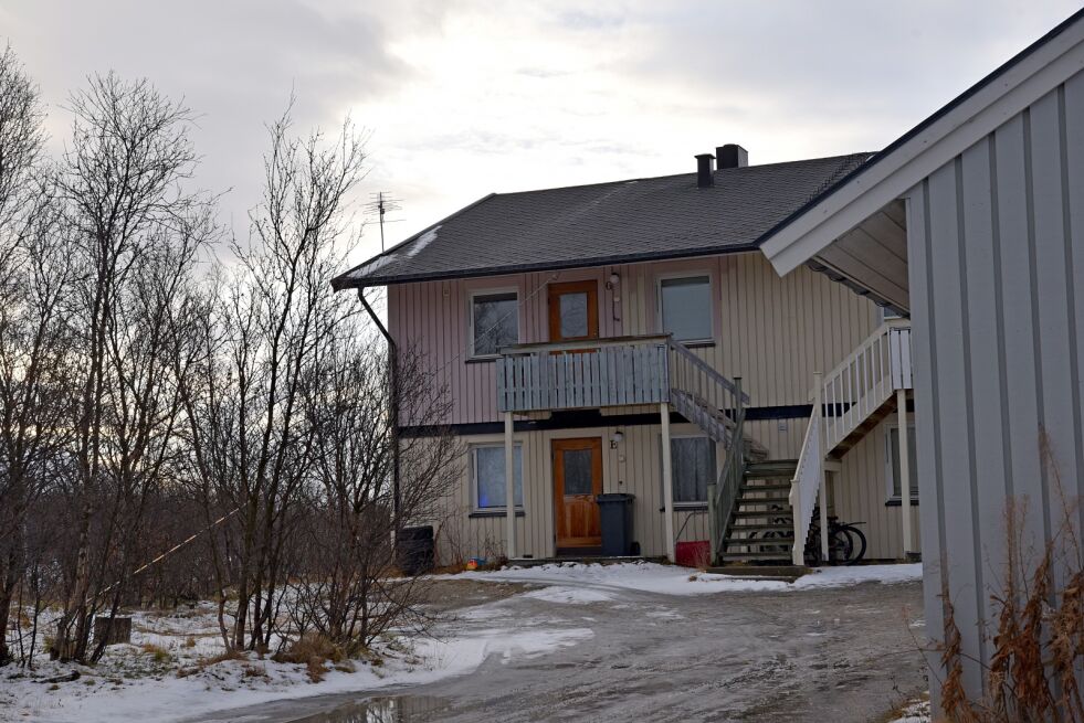 Neidamaringen 13G i Lakselv har byttet eiere. 13G er i andre etasje i bygget som rommer fire leiligheter.
 Foto: Lars Birger Persen