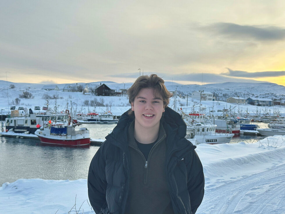 Magnus Vassvik kommer fra kystkommunen Gamvik, men bor nå i Porsanger kommune og går på videregående skole i Lakselv. Vassvik fremhever at AUF skal arbeide for at det blir enda bedre å være ung i Finnmark.
 Foto: AUF i Finnmark