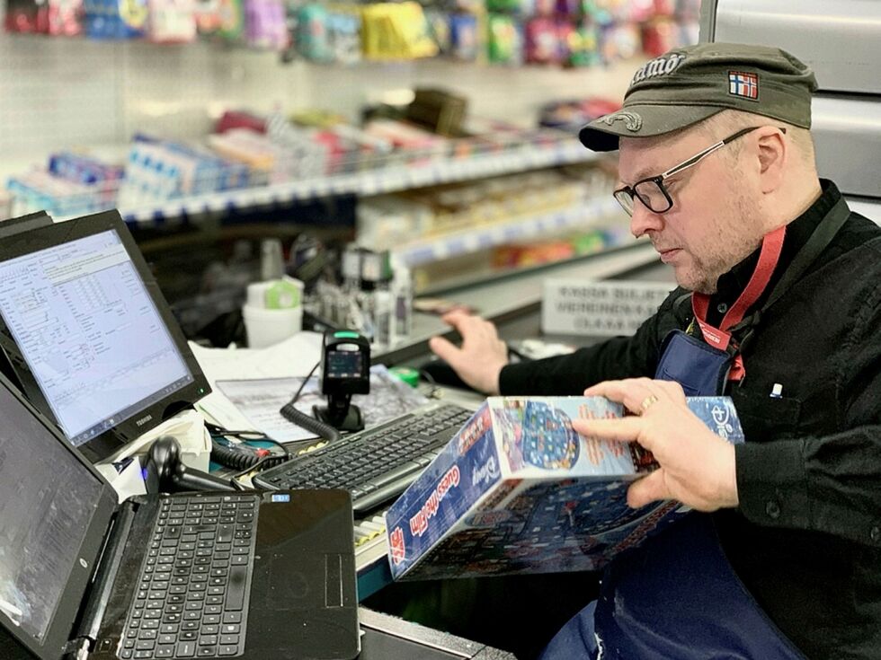 Jari Ke­kä­le og Nor1­Mar­ket i Njauddam har økt nett­han­de­len stort den siste tid­en og sen­der va­rer til hele Fin­land. Foto: Pri­vat
 Foto: Privat