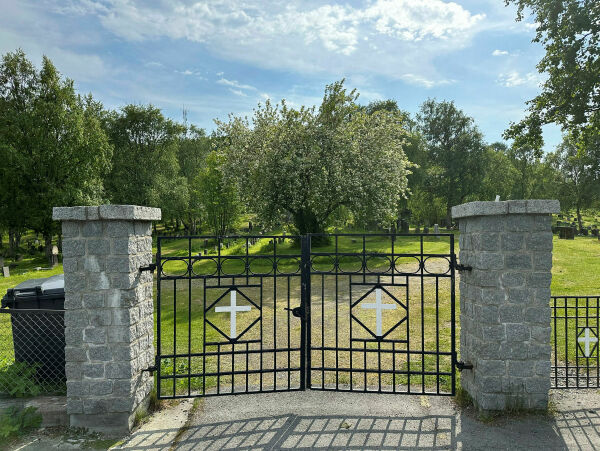 Innbydende på kirkegården