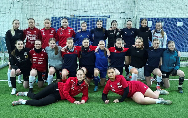 Sápmi-ungdommer på fotballsamling