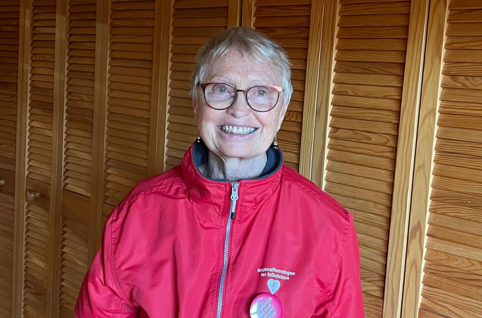 – Et de­mens­venn­lig sam­funn hand­ler om å in­klu­de­re per­so­ner med de­mens og de­res på­rør­en­de, sier le­der i Vad­sø demensforen­ing, Mål­frid Ovan­ger.
 Foto: Helge Ovanger