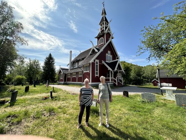 Sommeråpent i vakre Neiden kirke