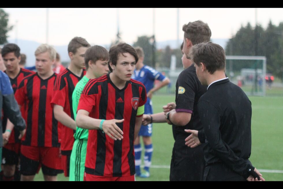 – Vi skal ikke være misfornøyd, vi har spilt bra på Norway Cup, sier kaptein Runar Rasmussen. Bildet er tatt under en annen kamp på Norway Cup.
 Foto: Svein Halvor Moe