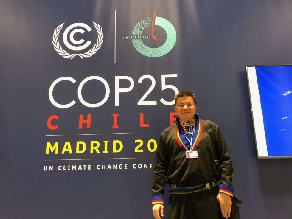 Sametingets fagleder, Jon Peter Gintal deltar under klimatoppmøtet i Madrid.
 Foto: Privat