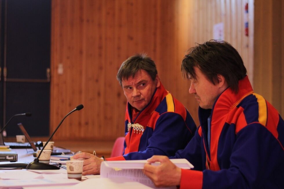 Uten dramatikk ble Svein Atle Somby (Ap) gjenvalgt som ordfører i Karasjok med John Nystad (Samefolkets parti) som varaordfører.
 Foto: Stein Torger Svala