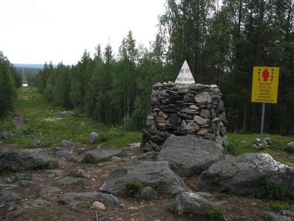 Grensekrenkelser ved Treriksrøysa