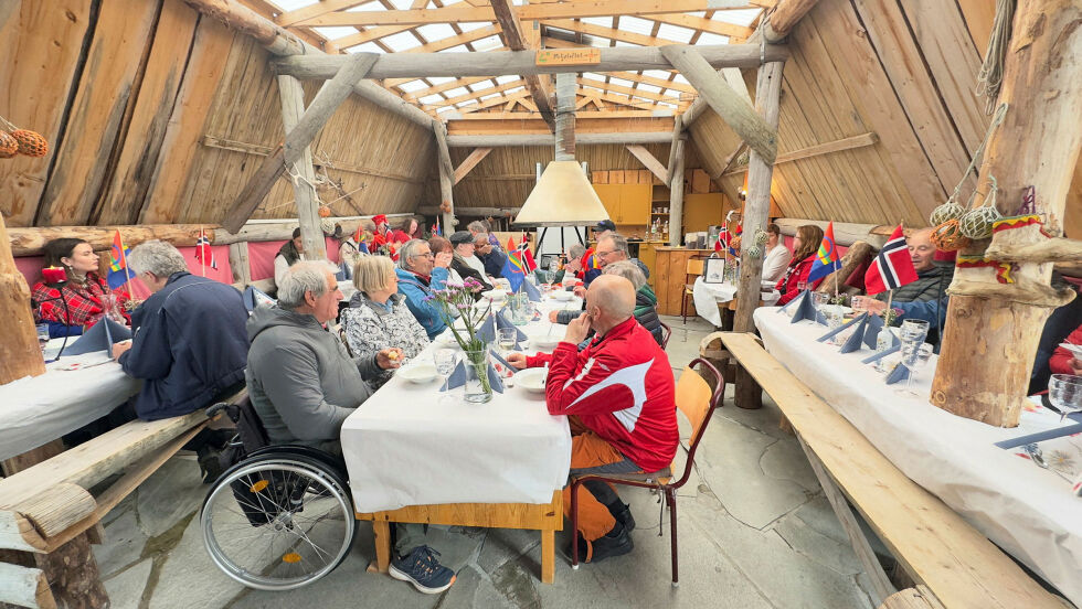 Det var fullt hus da Sjøsamisk tun i Smørfjord inviterte til feiring.
 Foto: Irmelin Klemetzen