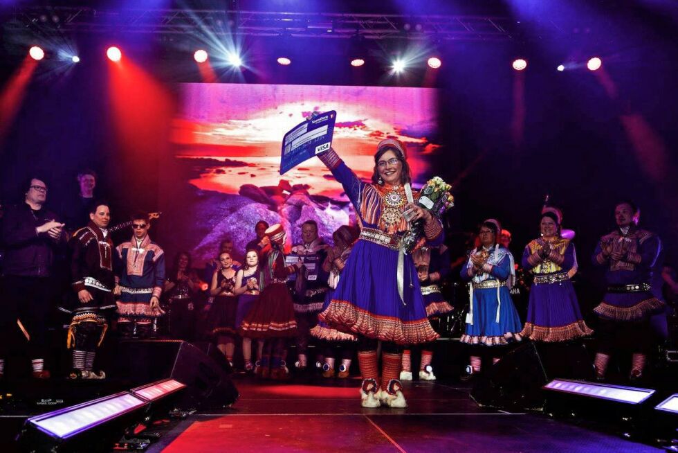 Inger Márjá Nilut vant sangdelen i Sámi Grand Prix 2017. Nå har produsent Ol Johan Gaup åpnet opp for påmeldingen til årets utgave.
 Foto: Jenny Østgård  (Pressefoto)