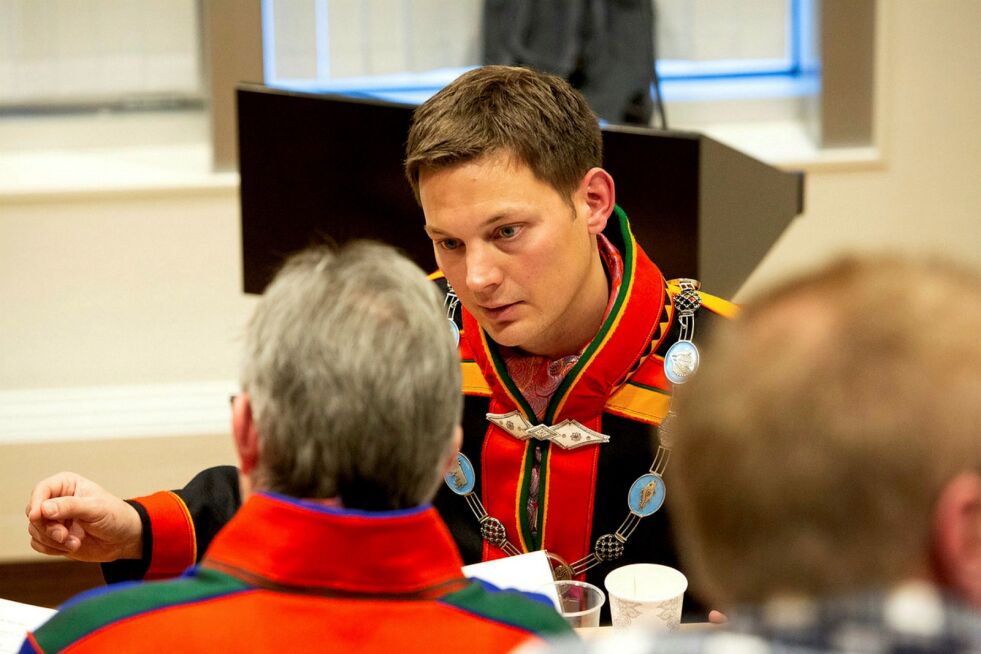 Selv om han har stor respekt for Sametingets myndighet, tror ordfører Sigurd Kvammen Rafaelsen at kommunes kystsoneplan vil bli godkjent av departementet. Arkivfoto: Arnfinn Rognmo