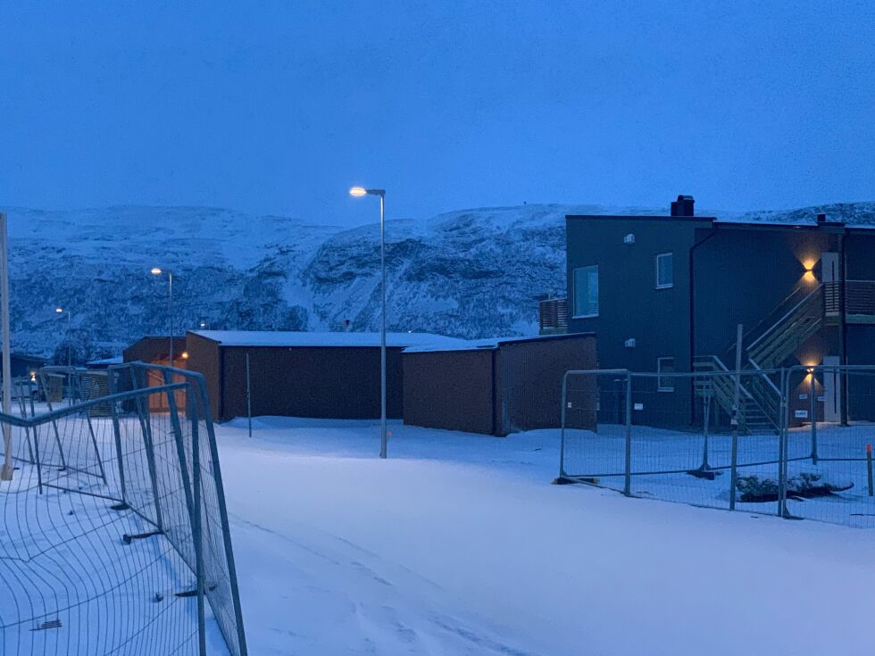 Tre leiligheter i Kirkegårdsveien i Lakselv er solgt.
 Foto: Lars Birger Persen