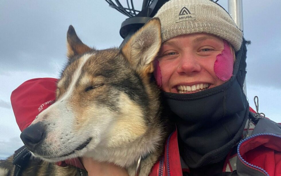 En fornøyd Norge på langs-vandrer på Nordkapplatået. Foto: Privat