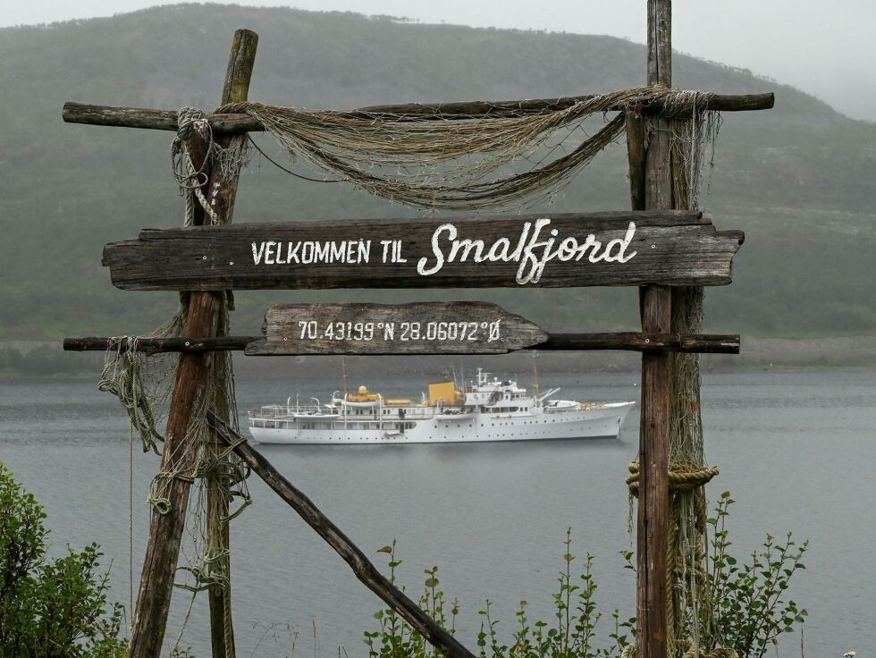 Dette skikkelige blinkskuddet av et bilde har Joachim Henriksen tatt. Kongeskipet Norge i Smalfjord.
 Foto: Joachim Henriksen