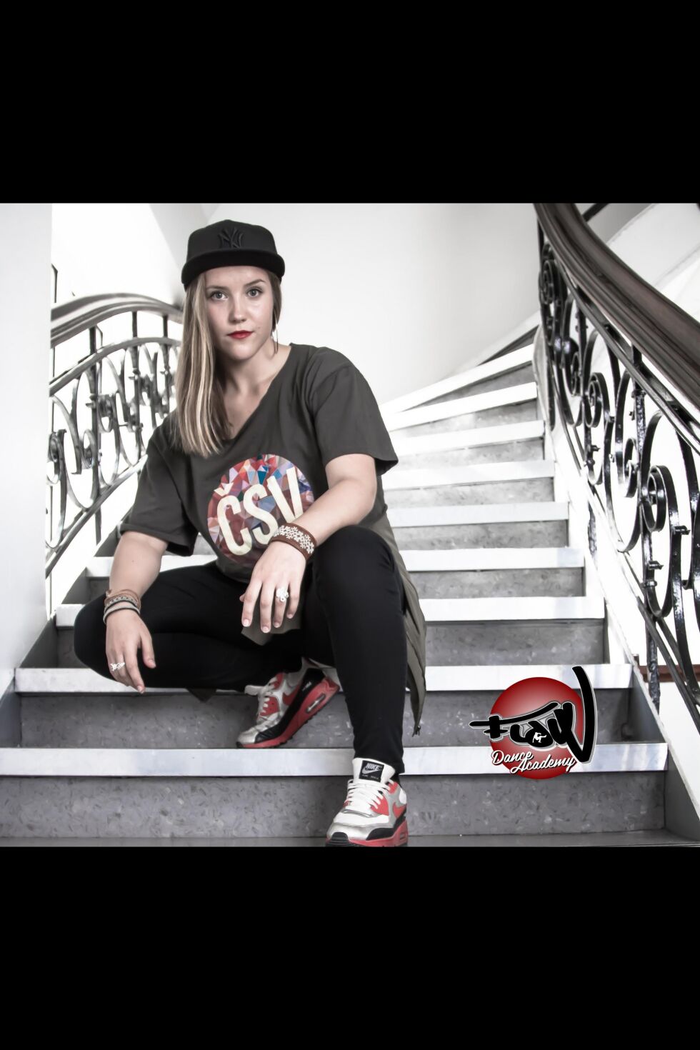 Ánna-Katri Helander er årets unge kunstner på Riddu Ri&#273;&#273;u Festivála
 Foto: Deella justpics photo